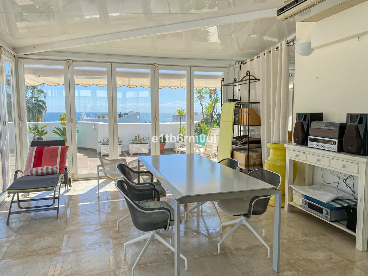 Penthouse Duplex in The Golden Mile — photo 5 of 10