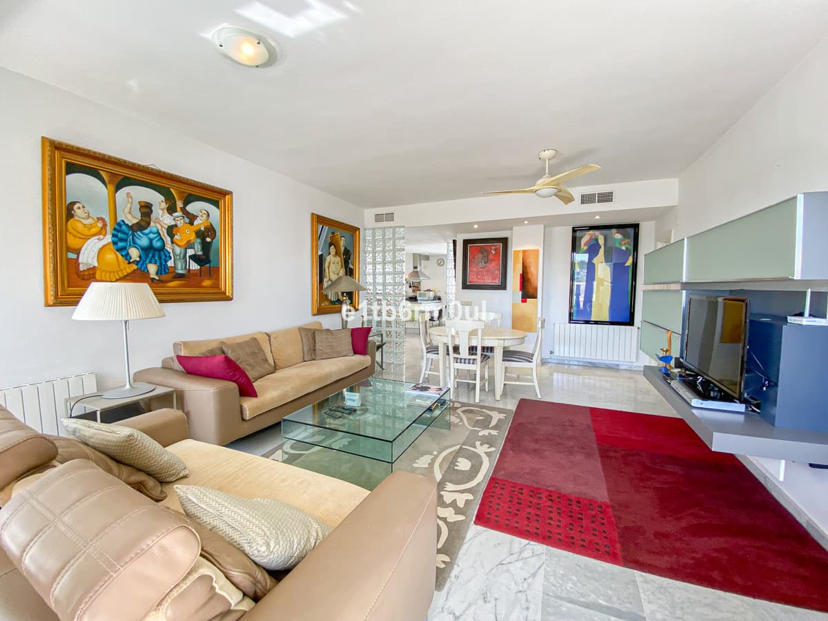 Penthouse Duplex in The Golden Mile — photo 7 of 10