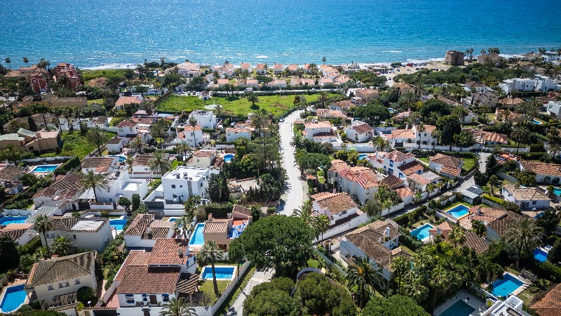 Detached Villa in Marbesa — photo 2 of 10
