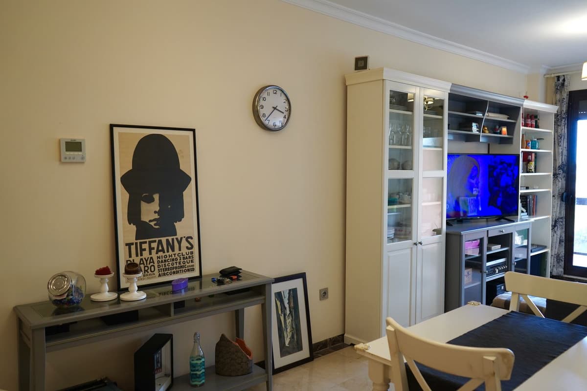 Middle Floor Apartment in Mijas — photo 8 of 10