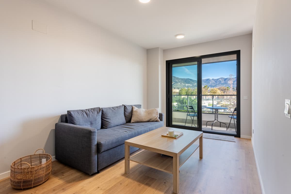 Middle Floor Apartment in Las Lagunas — photo 8 of 10
