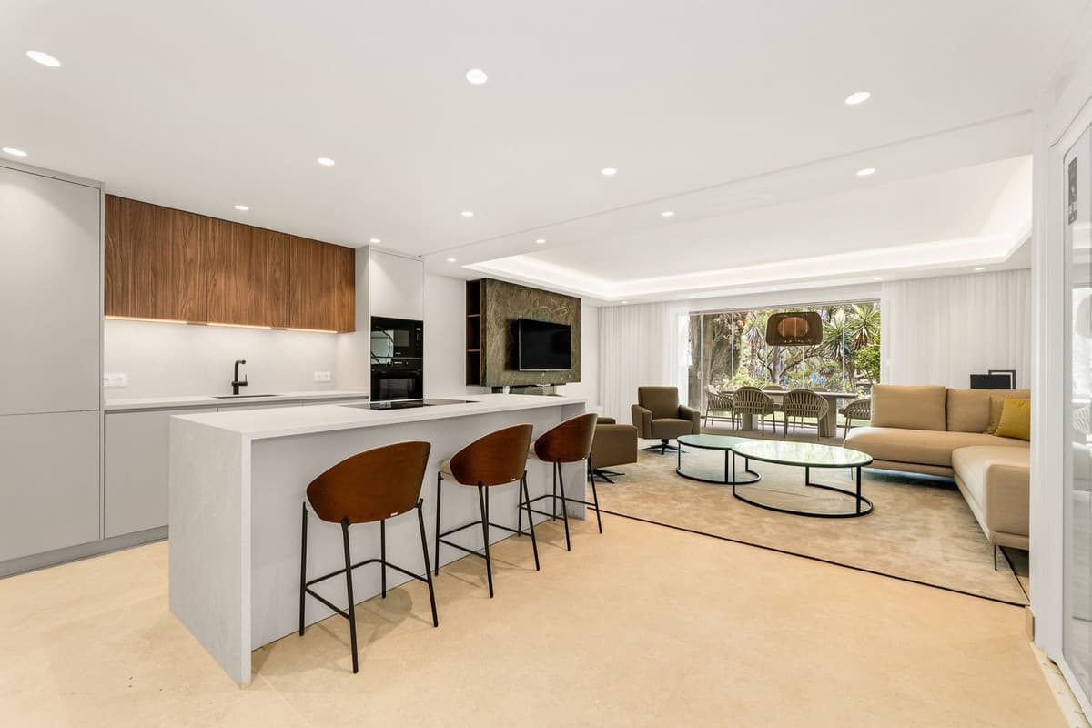 Townhouse in New Golden Mile — photo 2 of 10