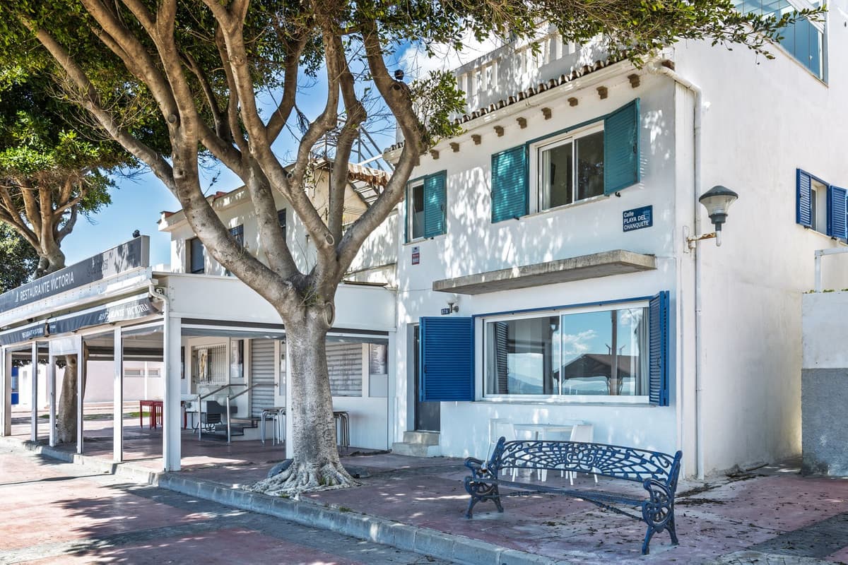Townhouse in Málaga Centro — photo 1 of 10