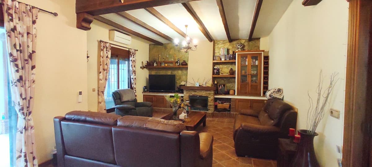 Detached Villa in Alhaurín el Grande — photo 10 of 10