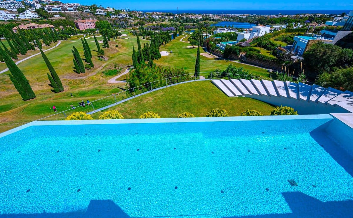 Detached Villa in Los Flamingos — photo 6 of 10