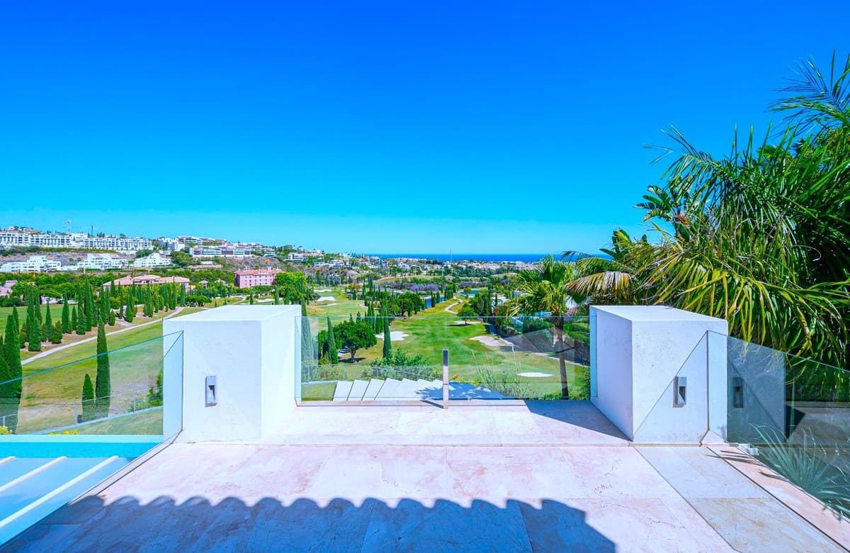Detached Villa in Los Flamingos — photo 9 of 10