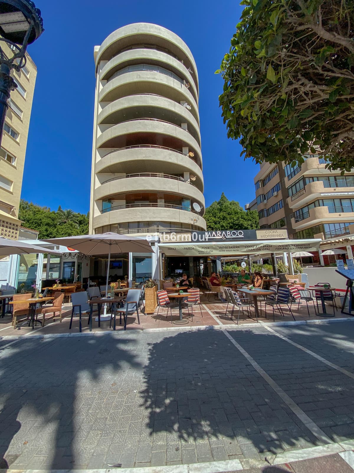 Middle Floor Apartment in Marbella — photo 6 of 10