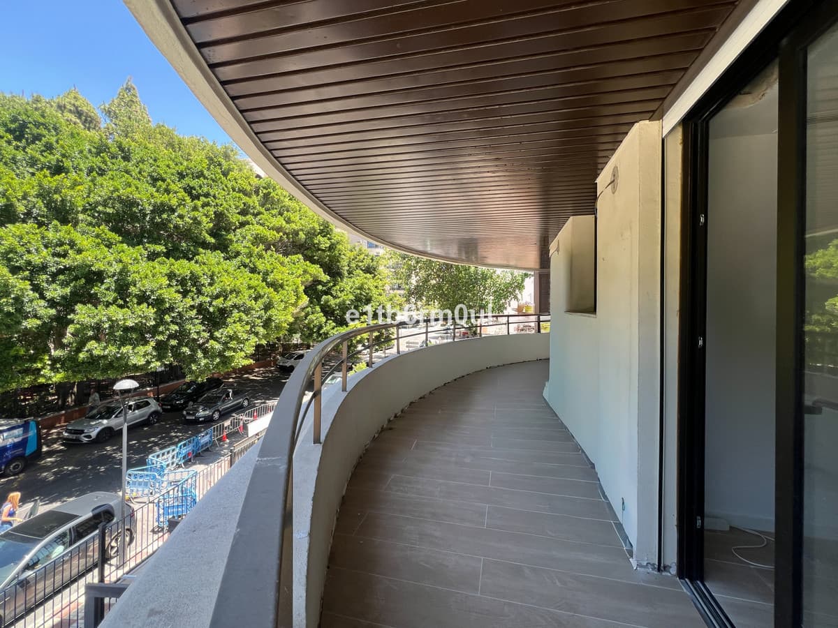 Middle Floor Apartment in Marbella — photo 8 of 10