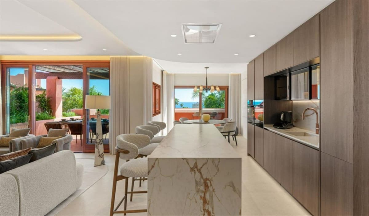 Penthouse in New Golden Mile — photo 6 of 10
