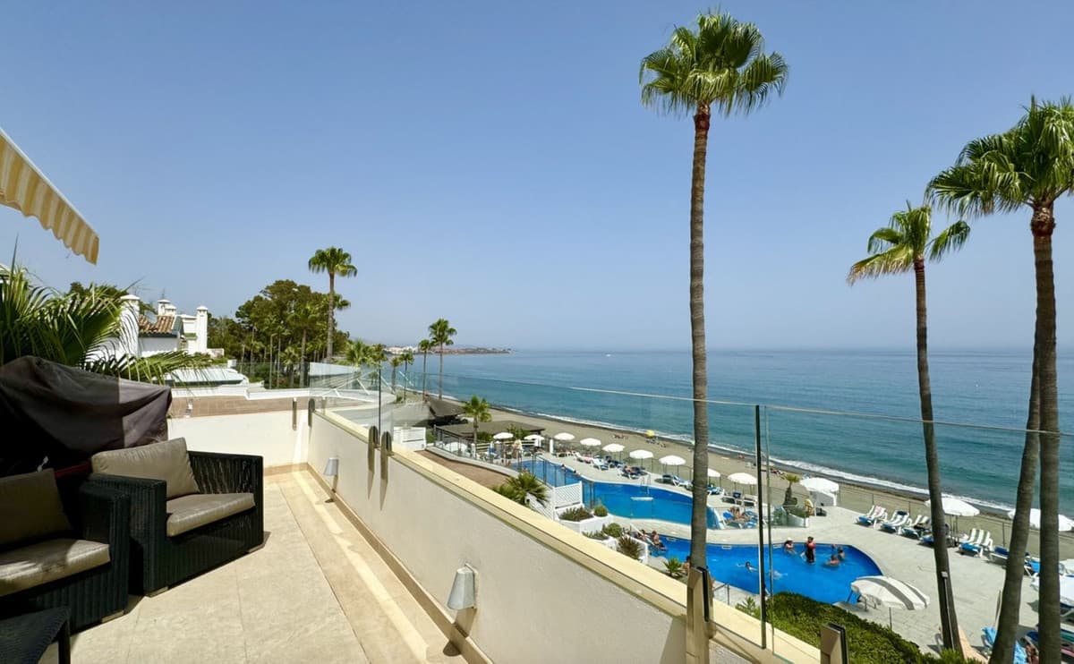 Penthouse in Estepona — photo 2 of 10