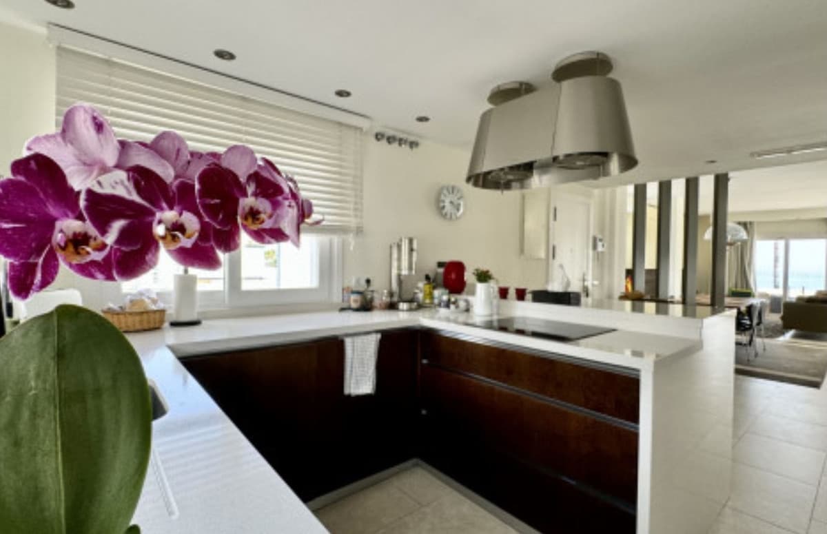 Penthouse in Estepona — photo 5 of 10