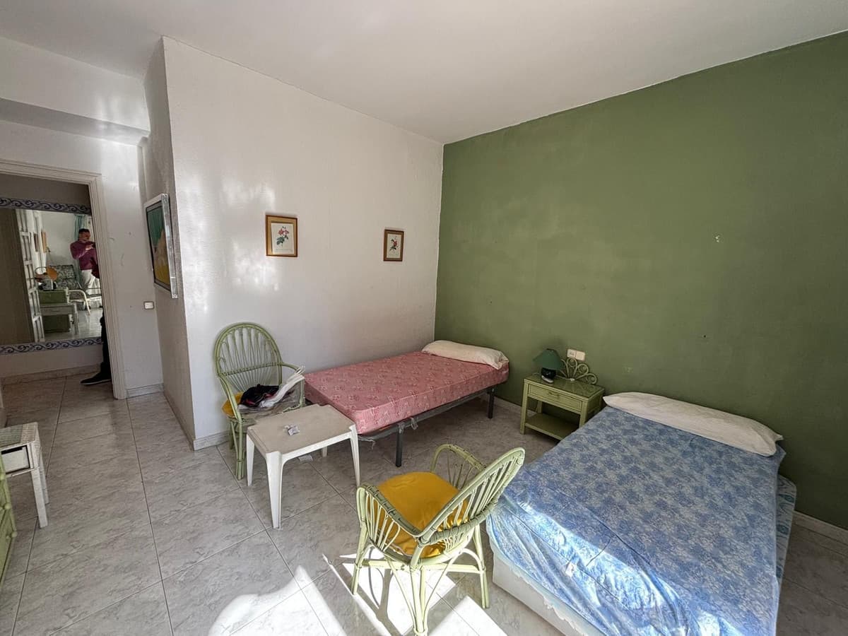 Middle Floor Apartment in Nueva Andalucía — photo 6 of 10