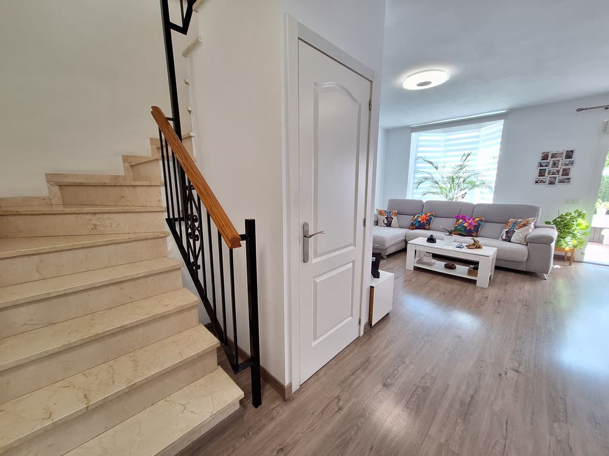 Townhouse in Estepona — photo 5 of 10
