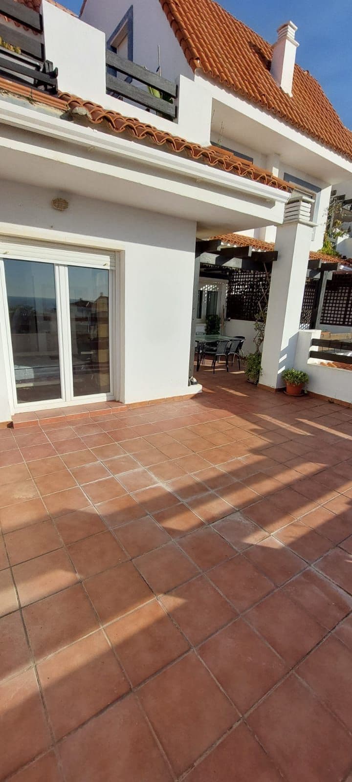 Middle Floor Apartment in Manilva — photo 3 of 10