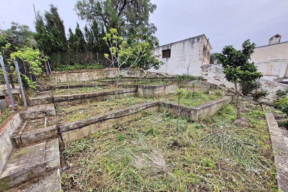 Townhouse in Guaro — photo 2 of 10