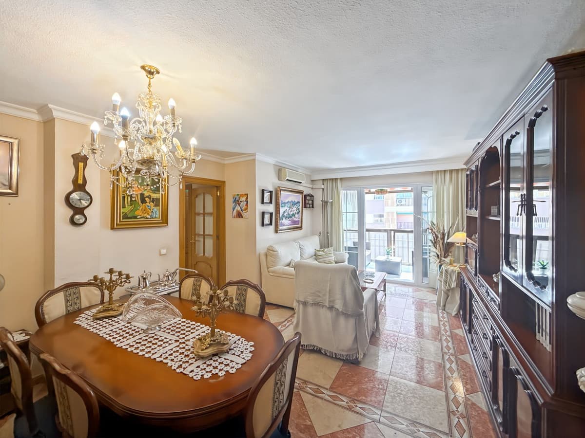 Top Floor Apartment in Perchel Sur — photo 2 of 10