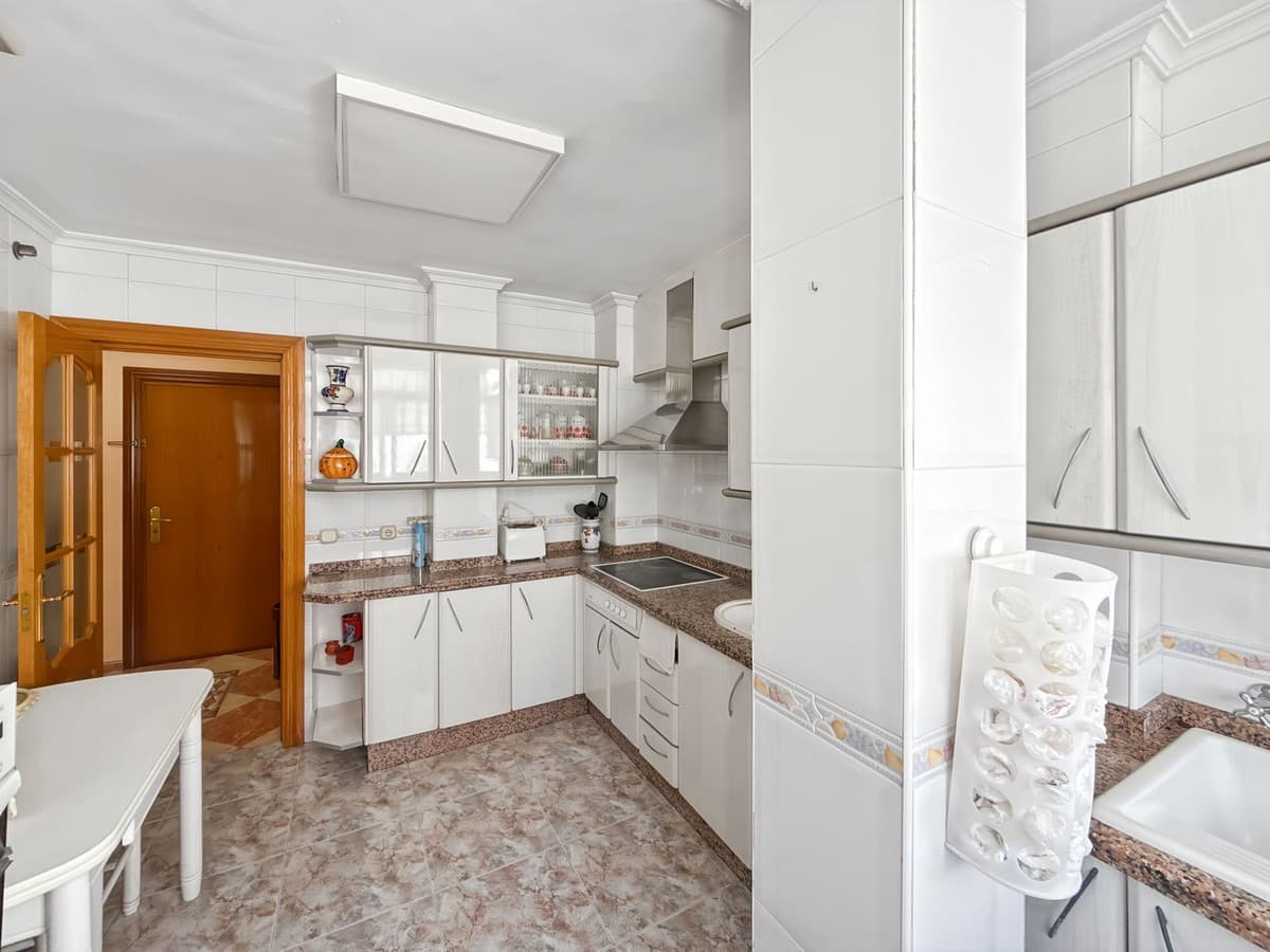 Top Floor Apartment in Perchel Sur — photo 6 of 10