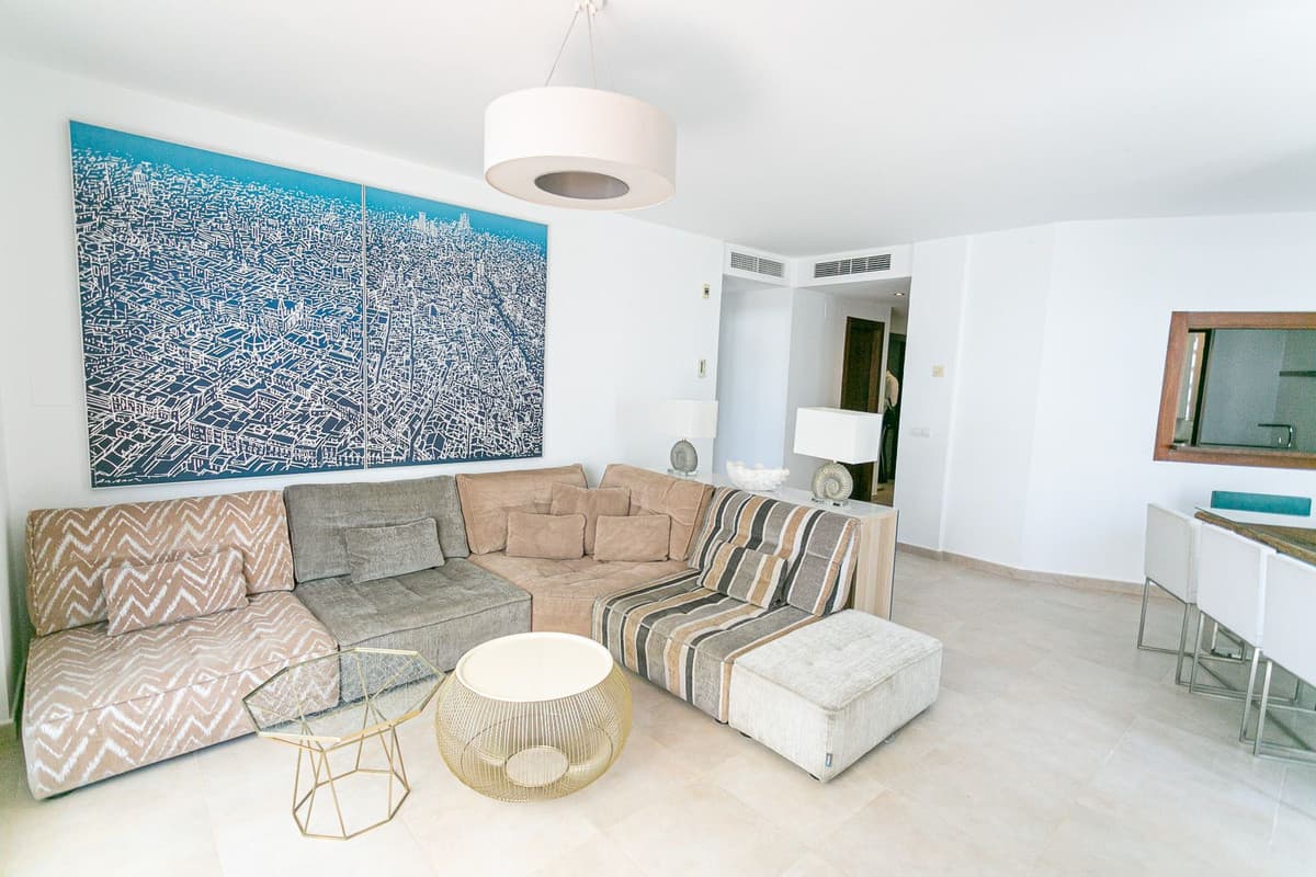 Penthouse Duplex in Altos de los Monteros — photo 3 of 10