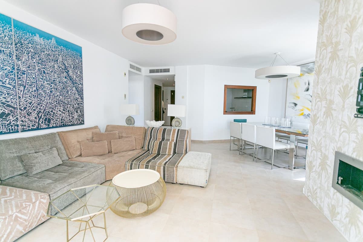 Penthouse Duplex in Altos de los Monteros — photo 5 of 10