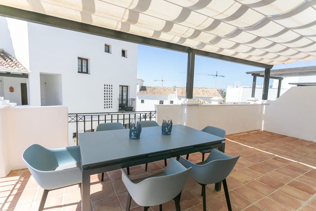 Penthouse Duplex in Altos de los Monteros — photo 10 of 10