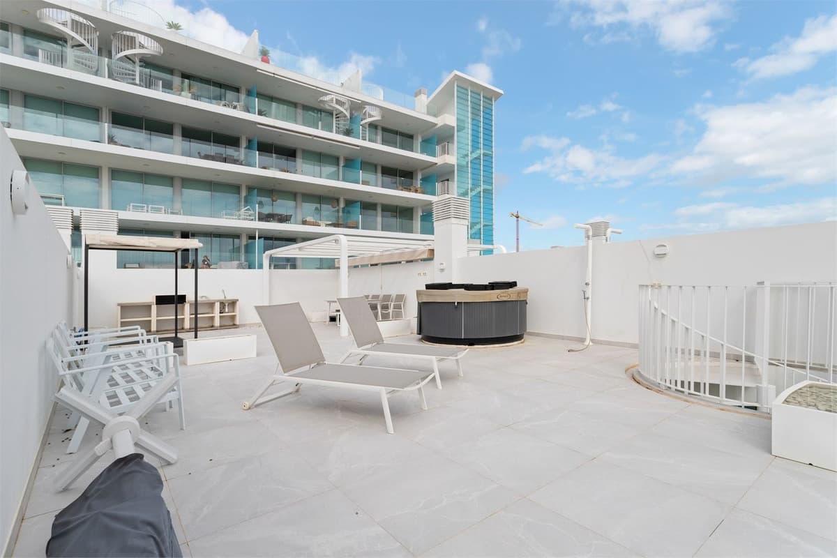 Penthouse in Higueron — photo 7 of 10
