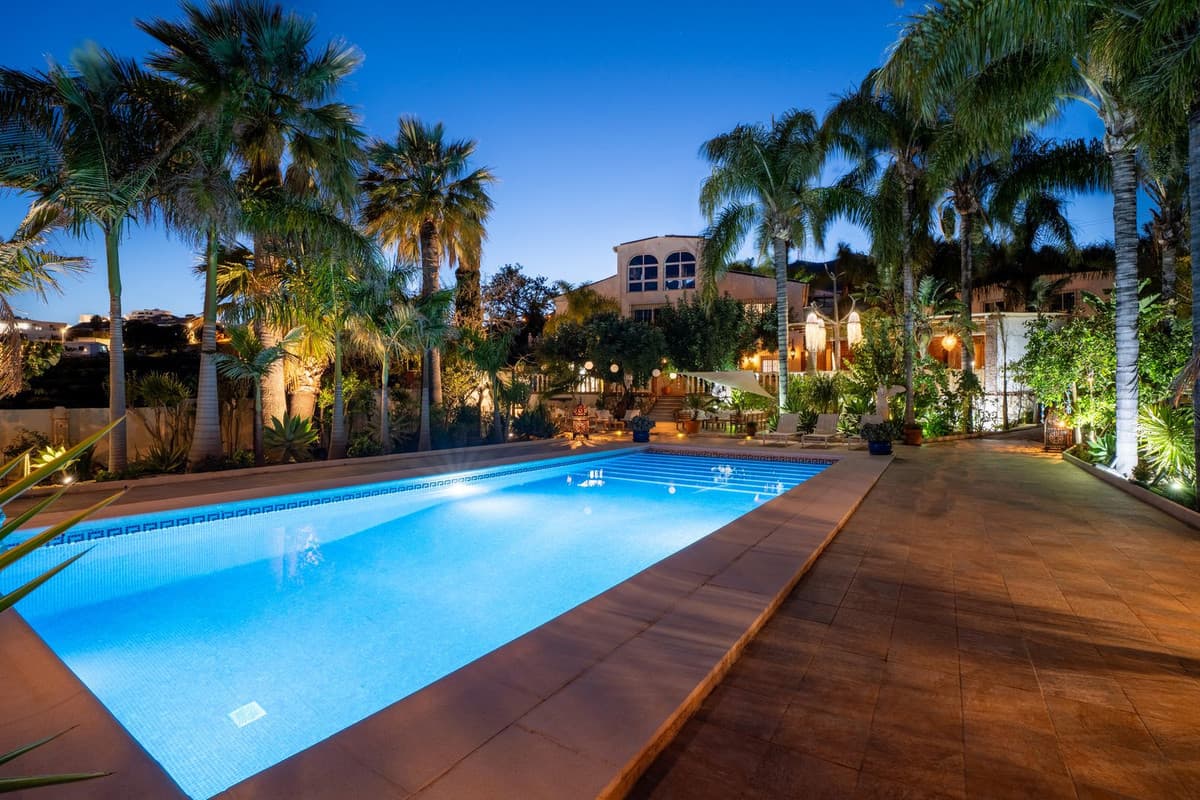 Detached Villa in Benalmadena — photo 1 of 10