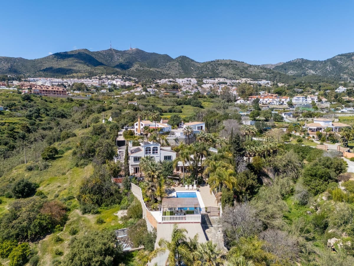 Detached Villa in Benalmadena — photo 3 of 10