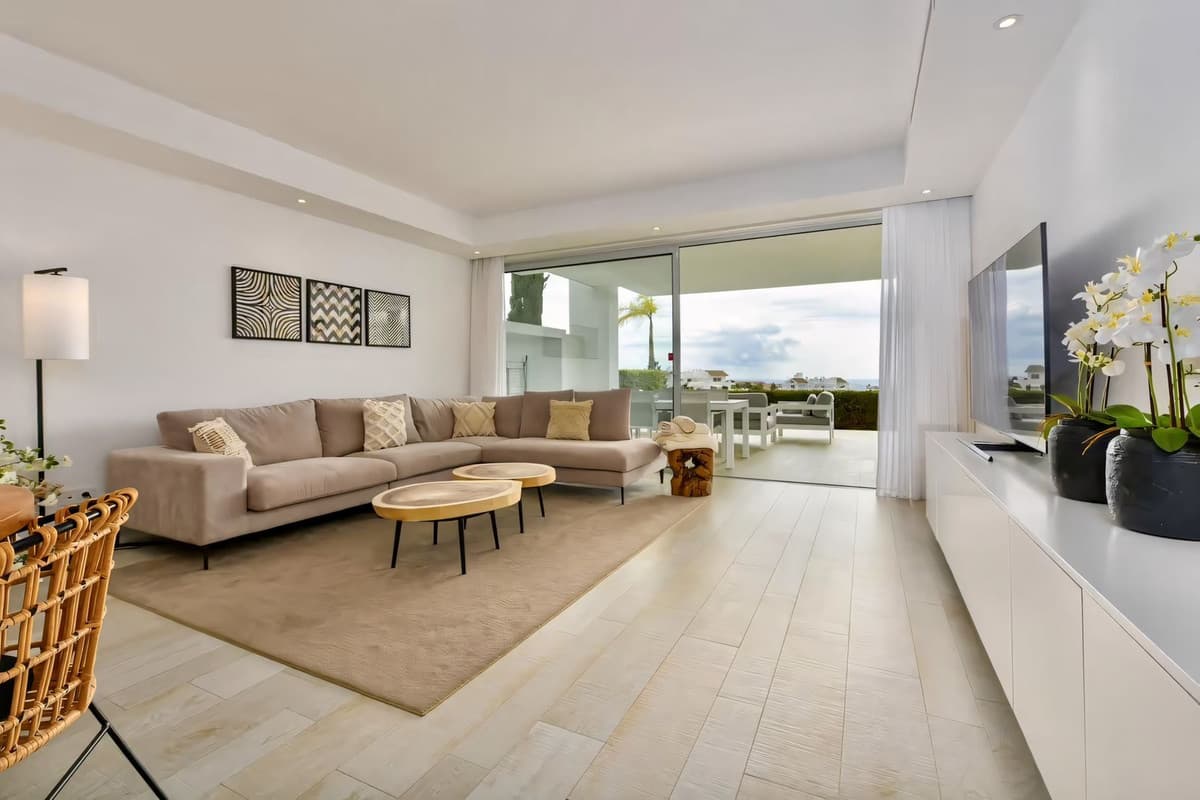Ground Floor Apartment in Casares — photo 8 of 10