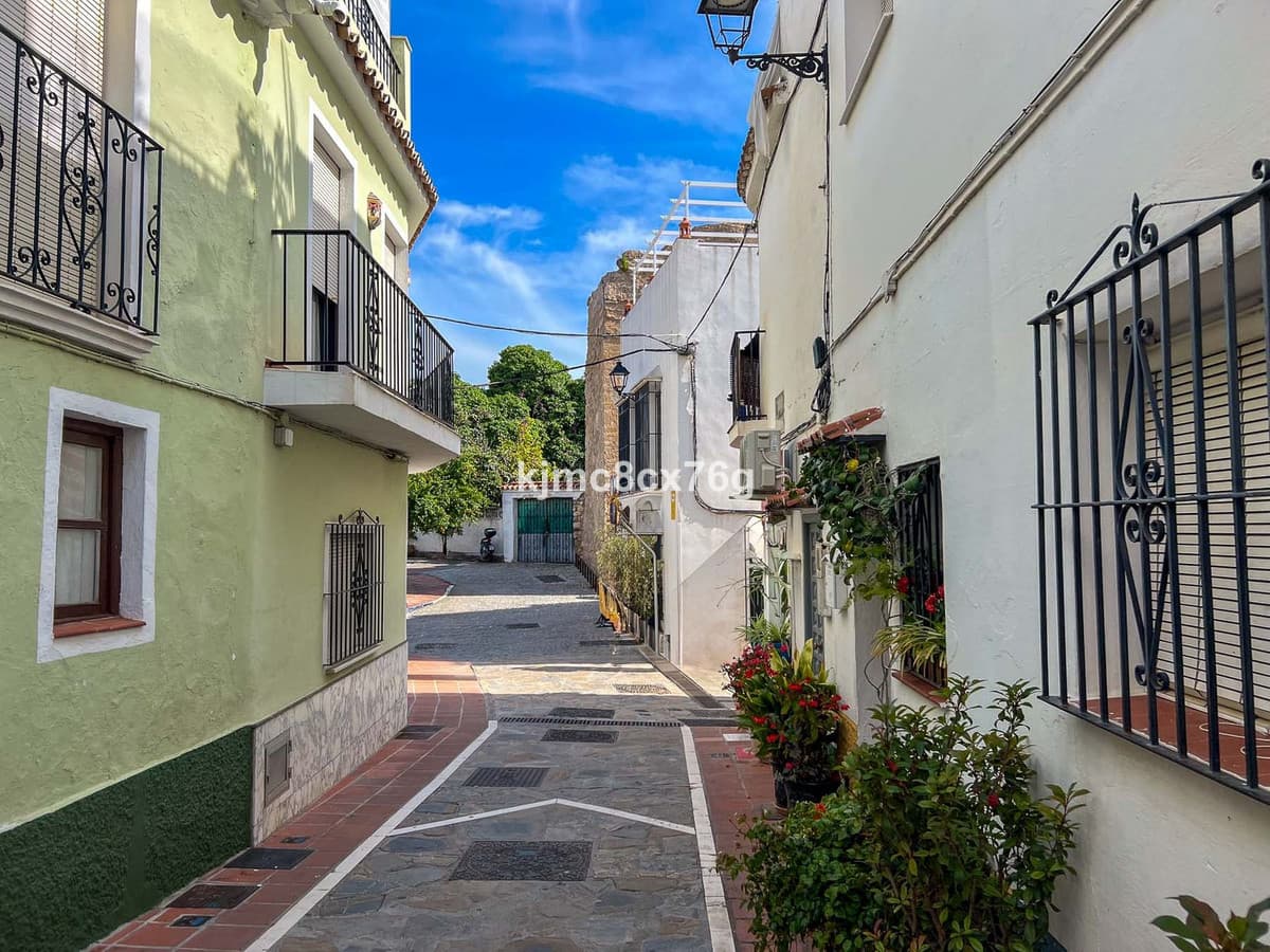 Townhouse in Marbella — photo 2 of 10