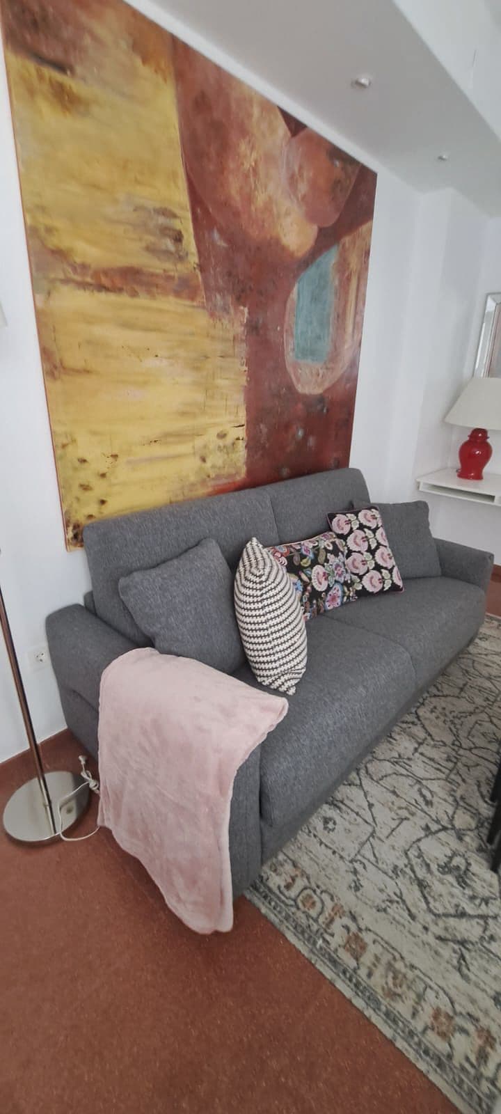 Middle Floor Apartment in Málaga Centro — photo 4 of 10