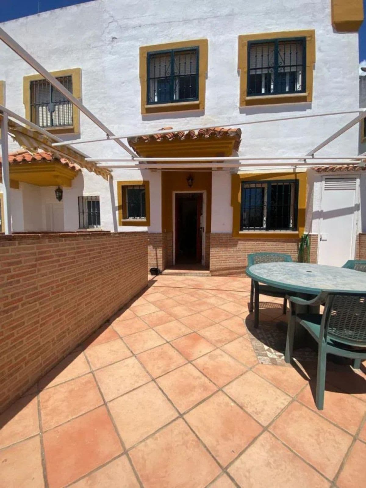 Semi-Detached House in Marbella — photo 3 of 10