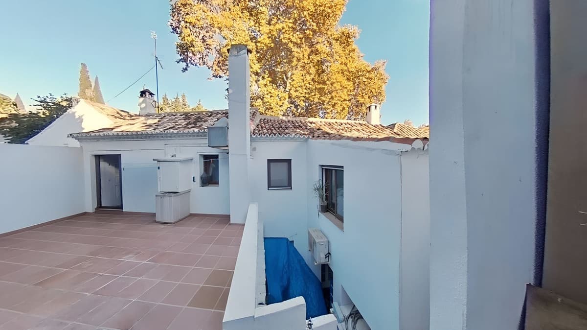 Townhouse in The Golden Mile — photo 4 of 10