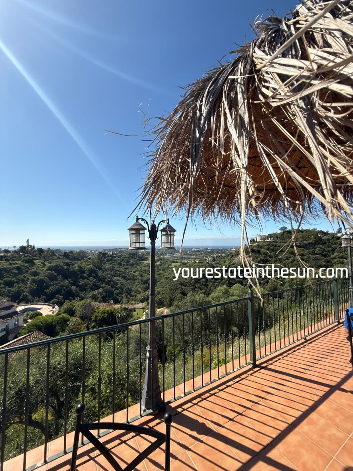 Detached Villa in Benahavís — photo 5 of 10