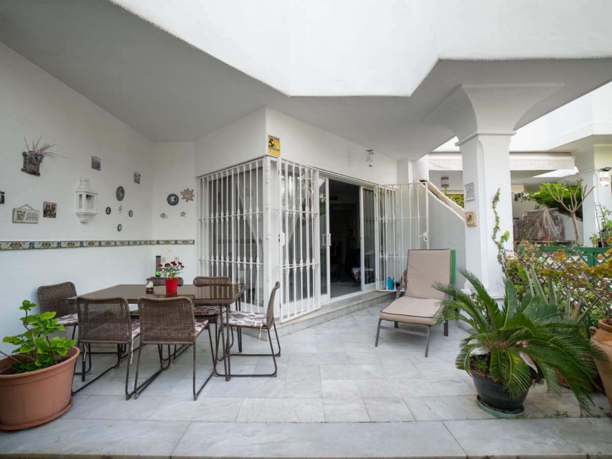 Townhouse in Sierra Blanca — photo 10 of 10
