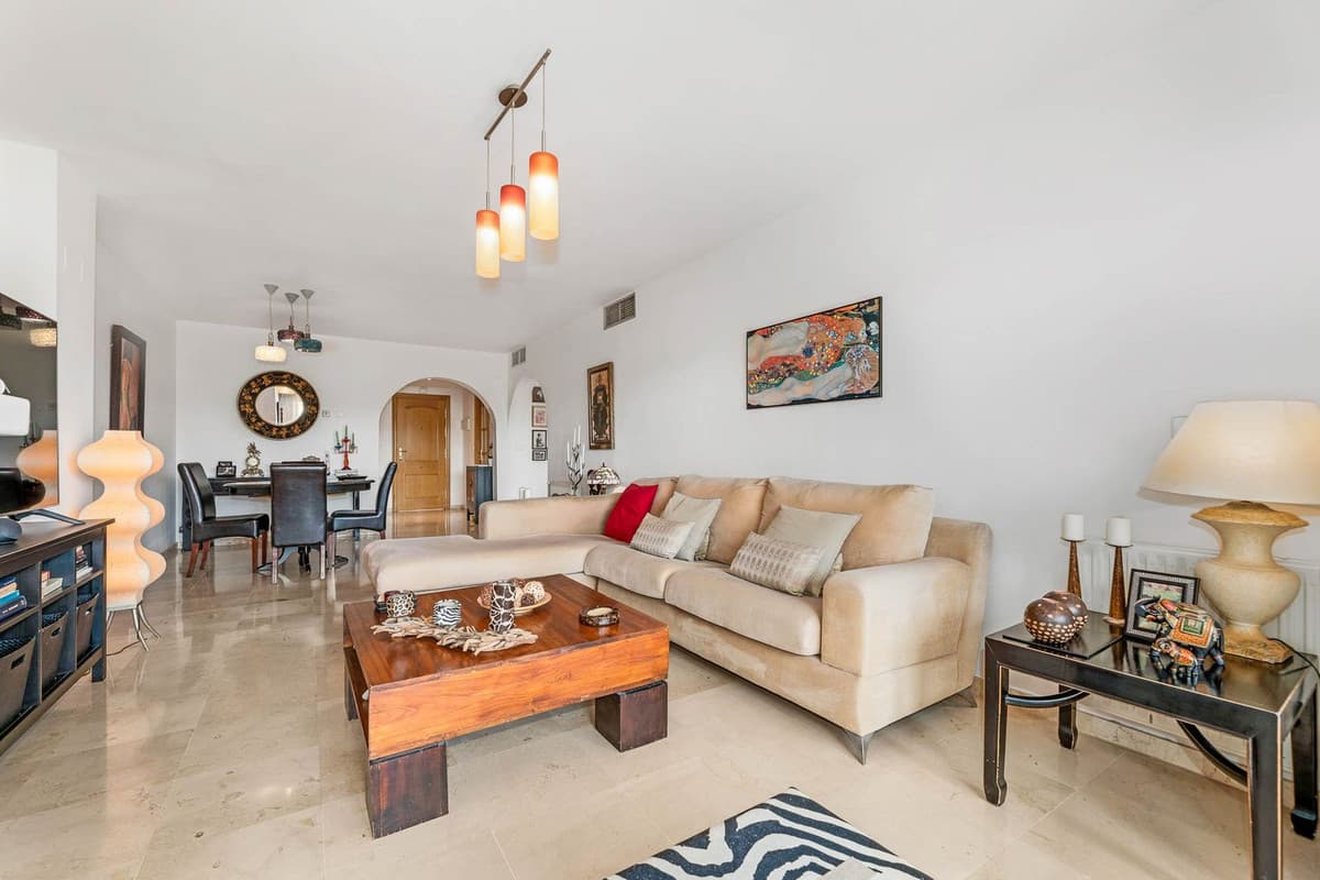 Penthouse Duplex in Guadalmina Alta — photo 6 of 10