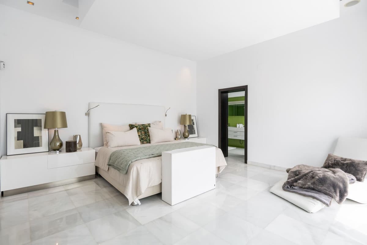 Detached Villa in Nueva Andalucía — photo 6 of 10