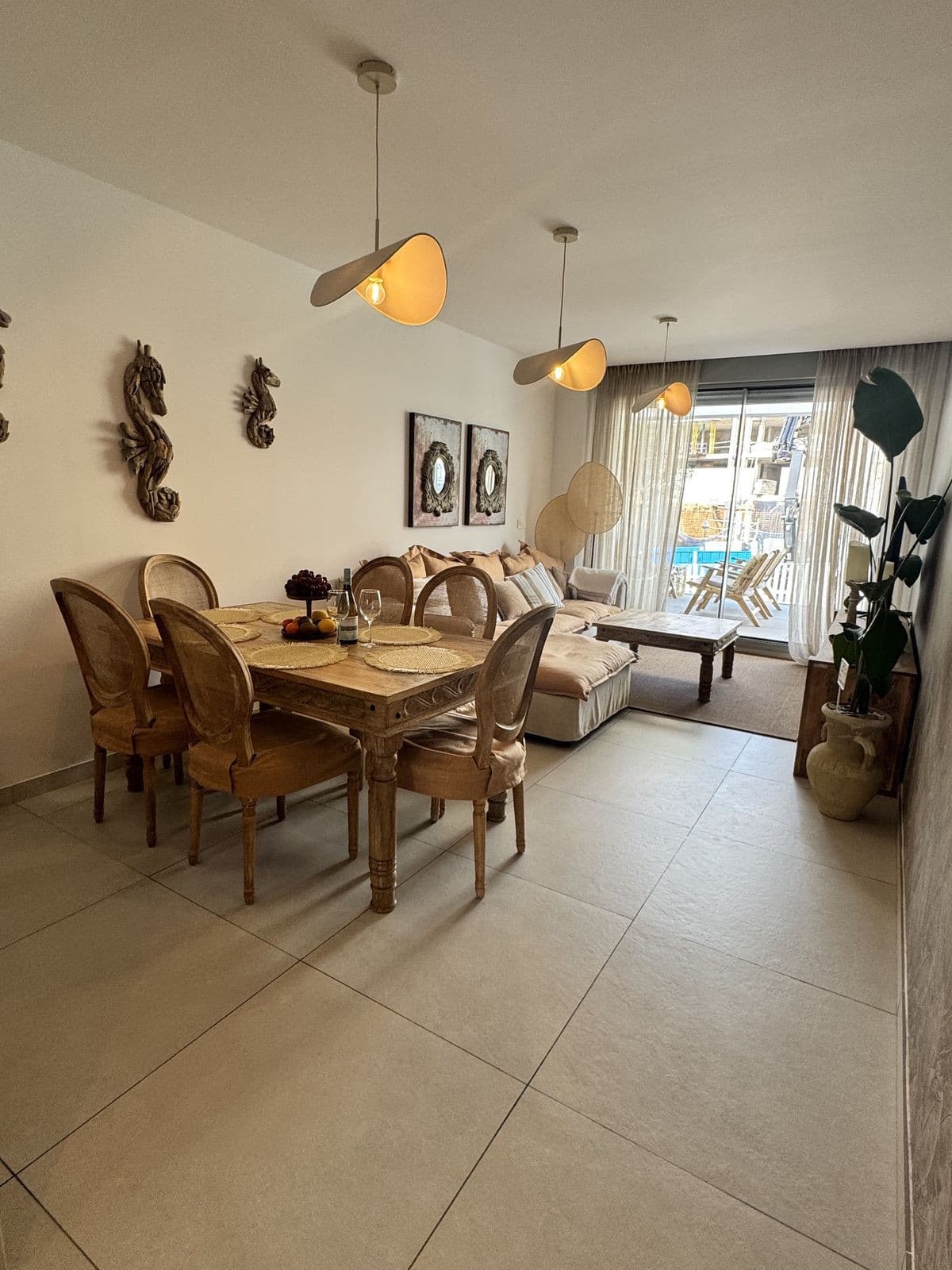 Middle Floor Apartment in Elviria — photo 2 of 10