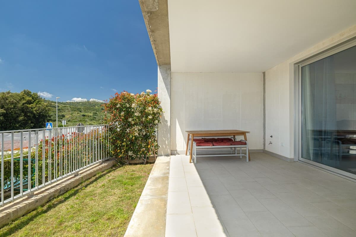 Ground Floor Apartment in Estepona — photo 4 of 10