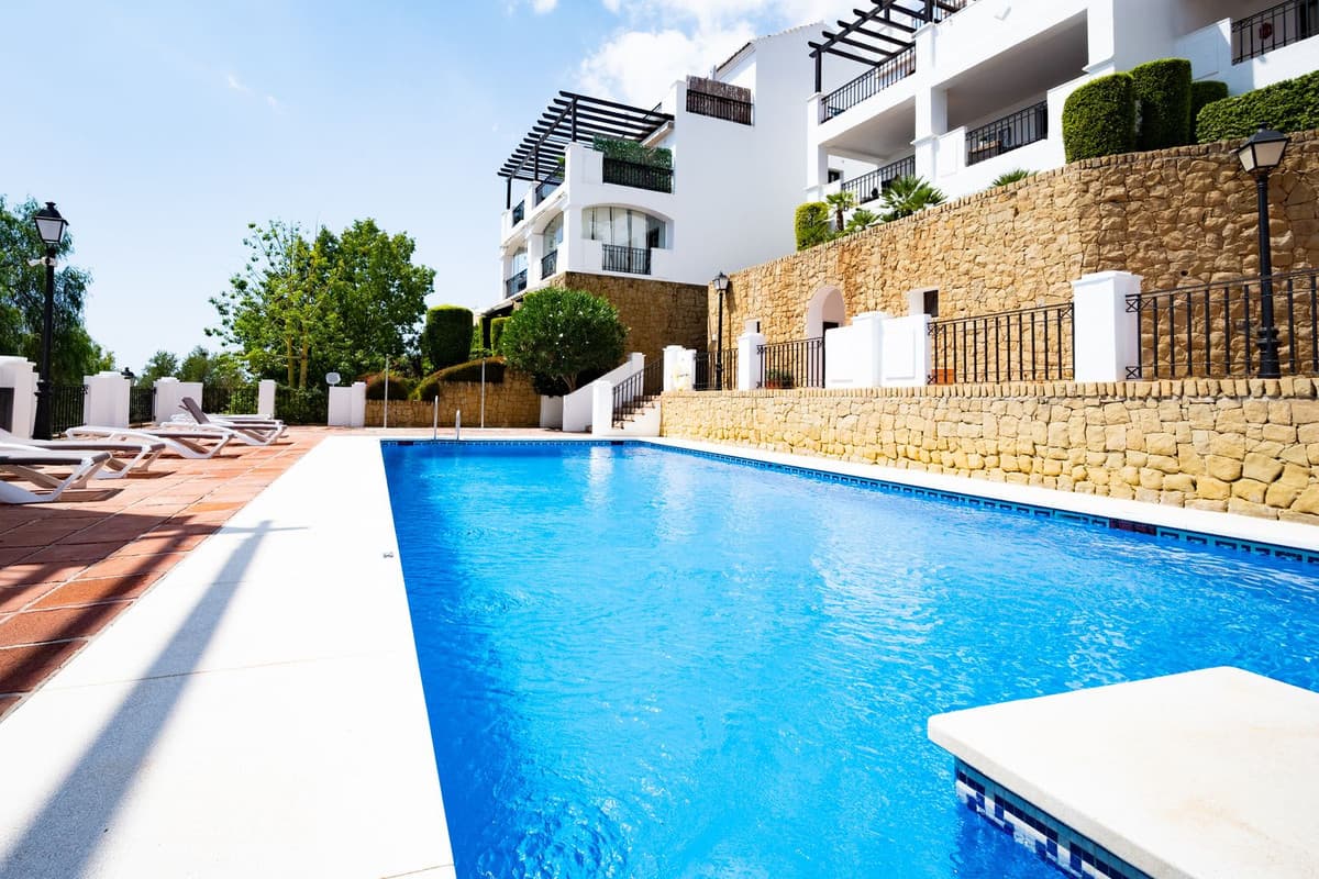 Penthouse in Altos de los Monteros — photo 9 of 10