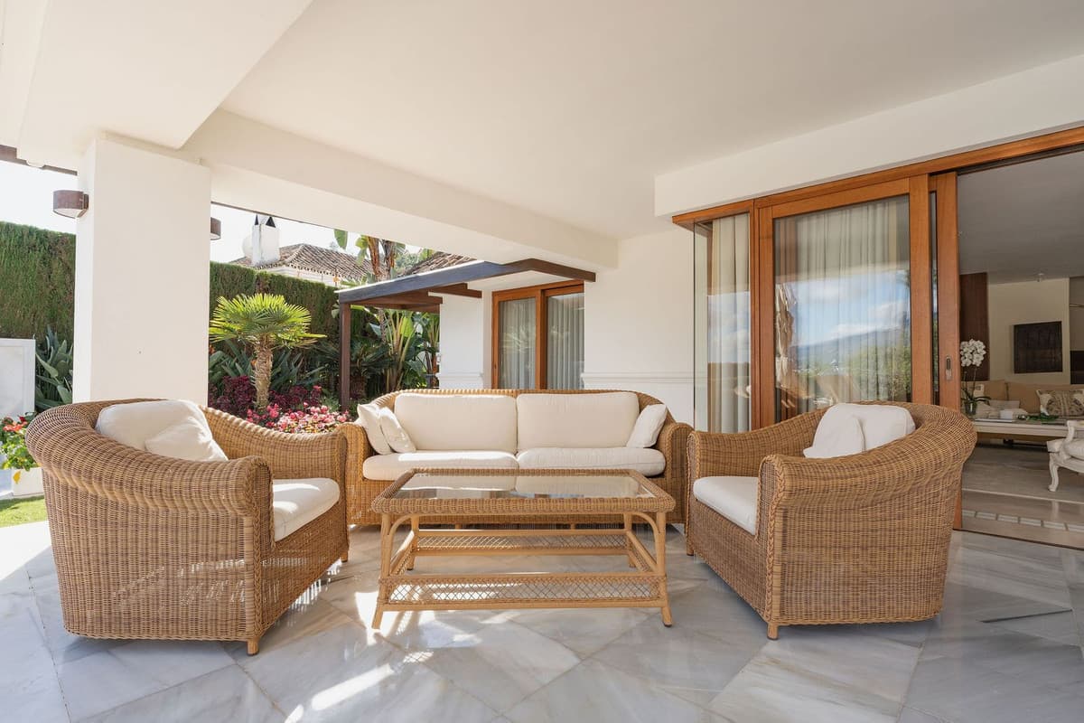 Detached Villa in Nueva Andalucía — photo 8 of 10