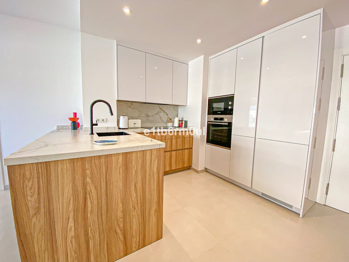 Penthouse in The Golden Mile — photo 9 of 10
