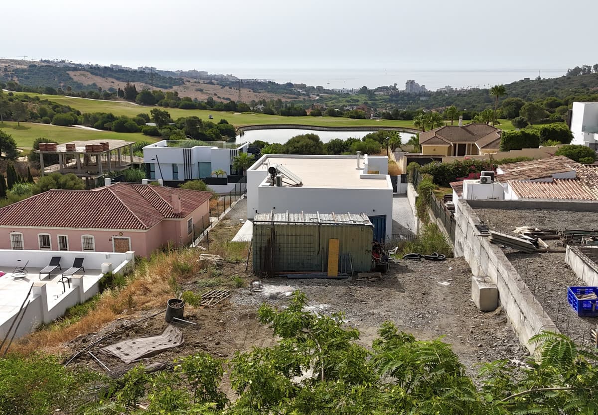 Land in Estepona — photo 2 of 7
