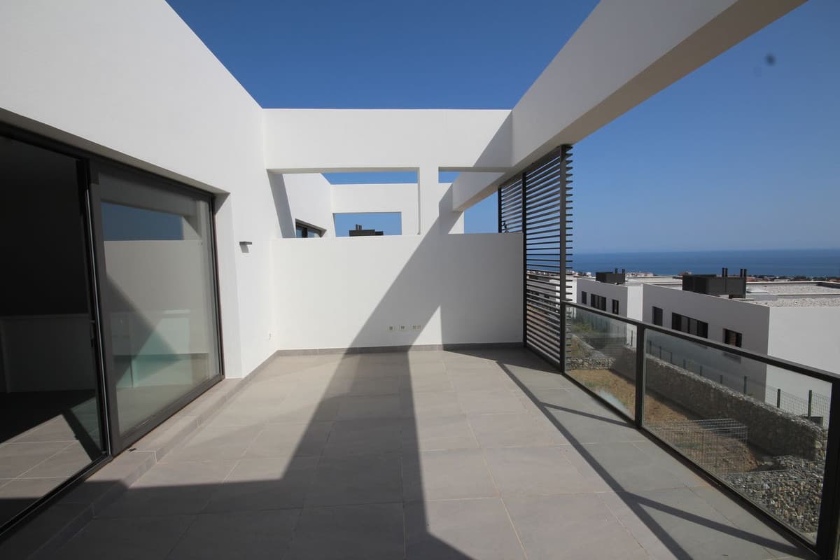 Semi-Detached House in Riviera del Sol — photo 6 of 10