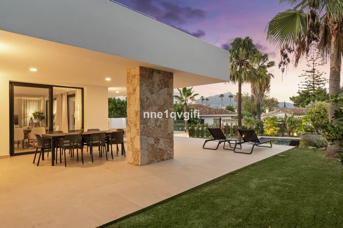 Detached Villa in Guadalmina Alta — photo 4 of 10