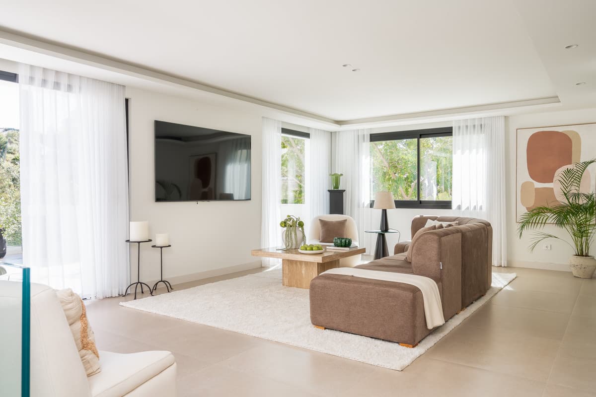 Detached Villa in Nueva Andalucía — photo 4 of 10