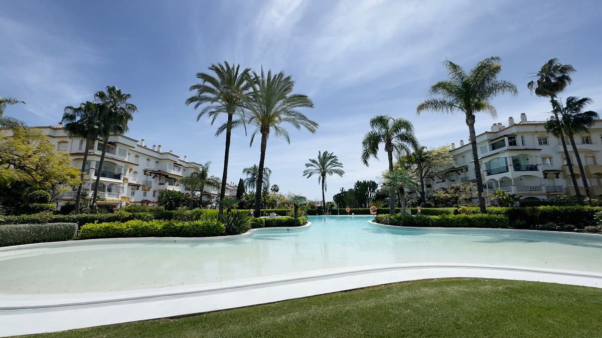 Ground Floor Apartment in Marbella — photo 1 of 10