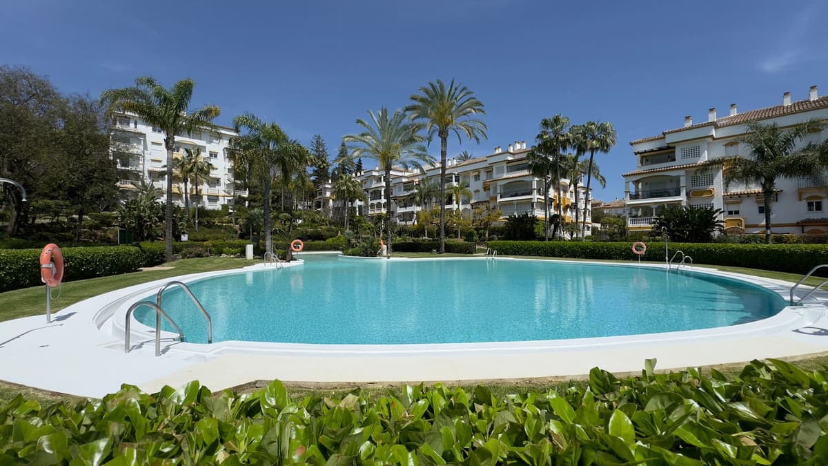 Ground Floor Apartment in Marbella — photo 3 of 10