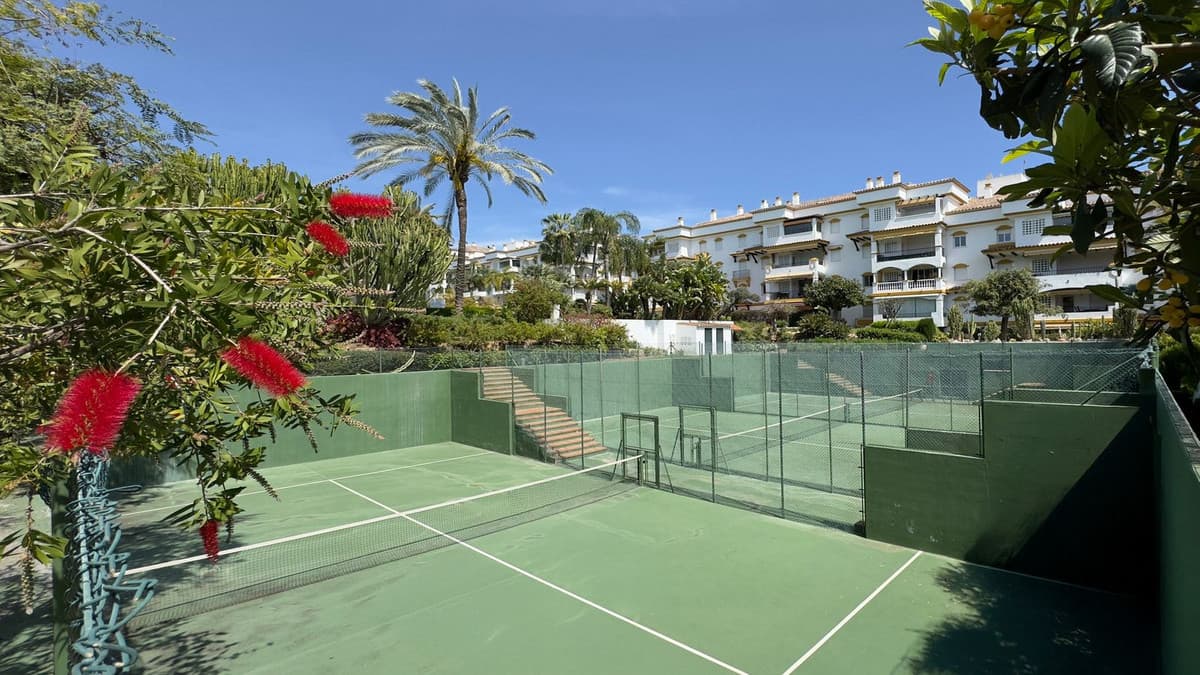 Ground Floor Apartment in Marbella — photo 4 of 10