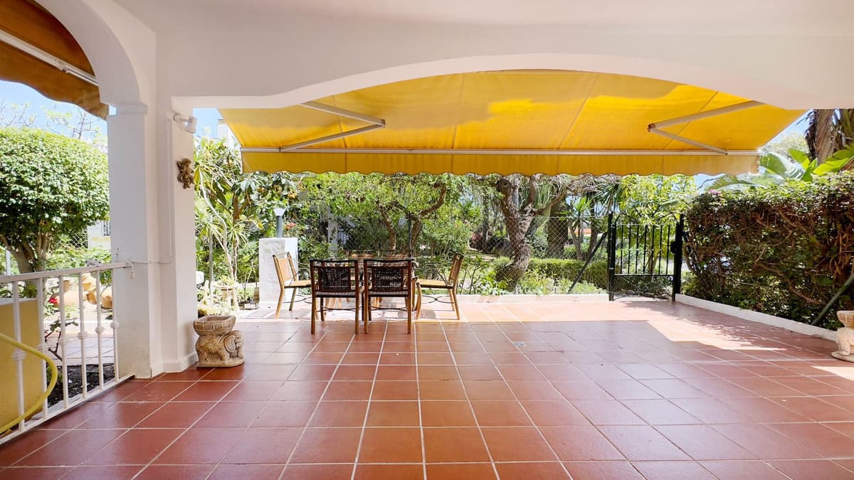 Ground Floor Apartment in Marbella — photo 5 of 10