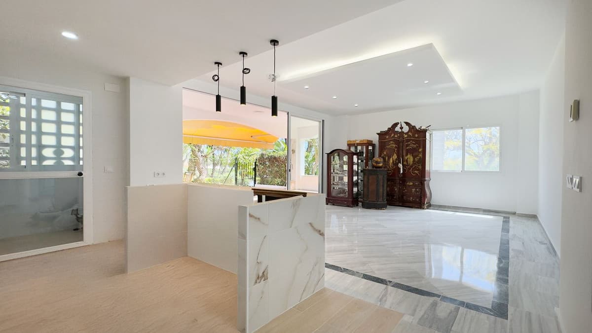 Ground Floor Apartment in Marbella — photo 10 of 10